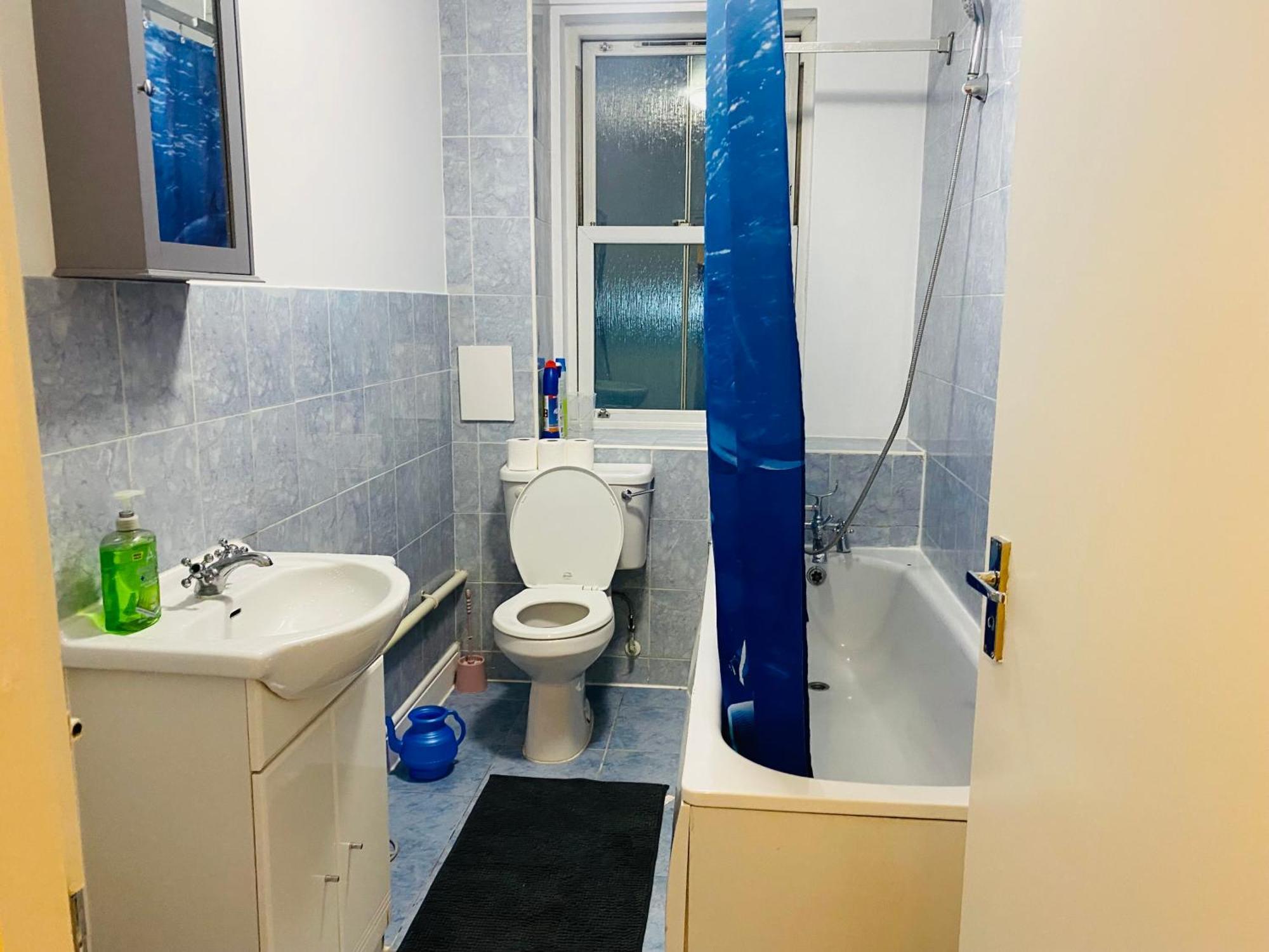 Lovely Cozy One Bedroom Apartment In Whitechapel ロンドン エクステリア 写真